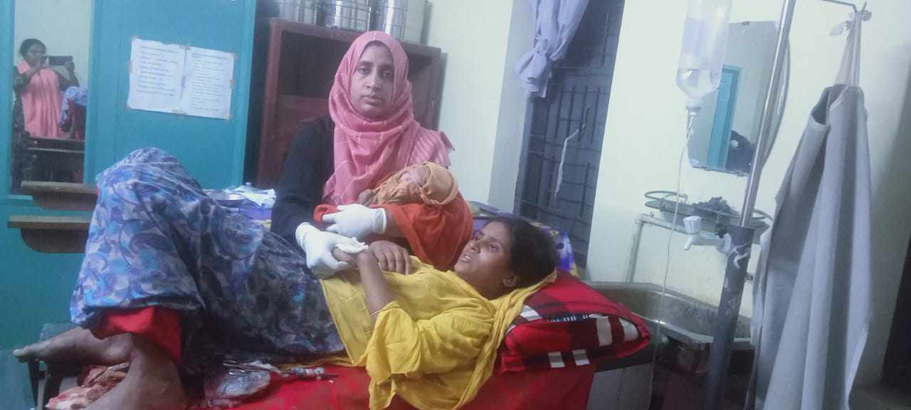 বেলকুচির রাজাপুর মডেল পরিবার কল্যাণ কেন্দ্রে ঈদের ছুটিতেও সেবা দিয়েছেন