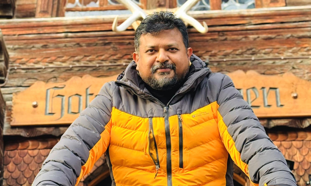 অন্তর্বর্তী সরকারের আশপাশে কুচক্রী কারা, জানালেন জুলকারনাইন