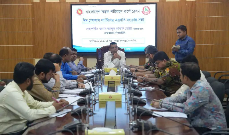 নির্ধারিত ভাড়ার বেশি নেওয়া যাবে না: বিআরটিসি চেয়ারম্যান