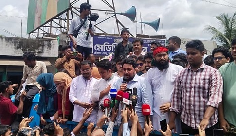 ৩ আগষ্ট বাংলাদেশ পুনর্গঠনের জন্য আমরা ইশতেহার ঘোষণা করবো: নাহিদ