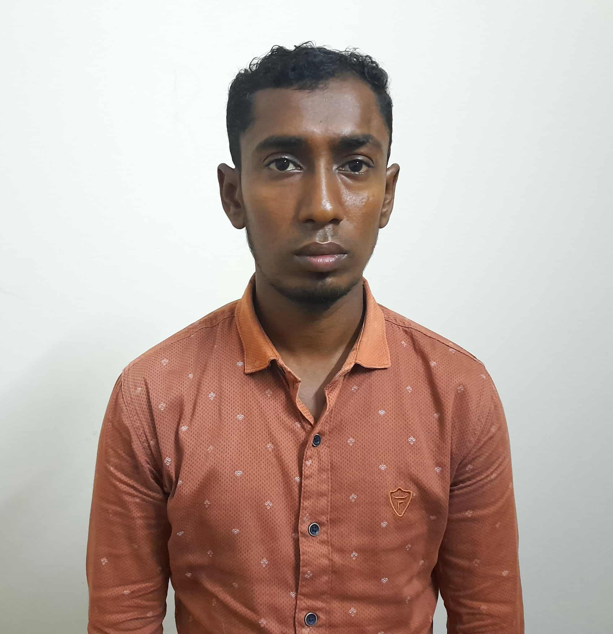 র‍্যাব-১২’র অভিযানে সলঙ্গা থেকে ফেন্সিডিলসহ ১ মাদক ব্যবসায়ী গ্রেফতার