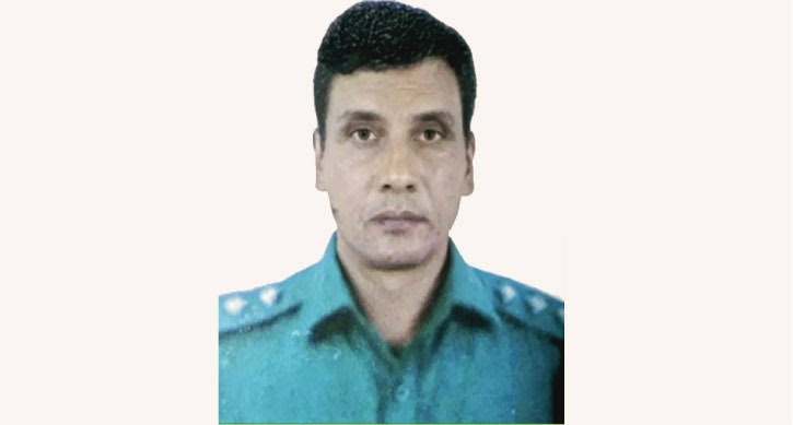 পশ্চিমবঙ্গ পুলিশের কাছে আটক বাংলাদেশী পুলিশ কর্মকর্তা