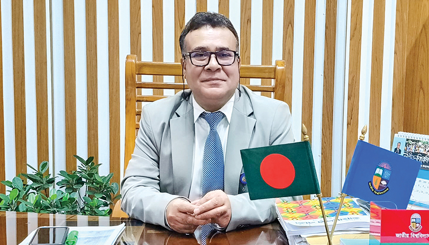১৪ দিনের সফরে যুক্তরাষ্ট্র যাচ্ছেন ভিসি আমানুল্লাহ