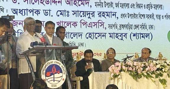 হাজার কোটি টাকার মালিকেরা এখন দৌড়ে বেড়াচ্ছেন: অর্থ উপদেষ্টা