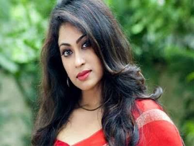 ভেবেছিলাম সবাই আমার, পরে দেখলাম কেউই আমার নেই: পপি