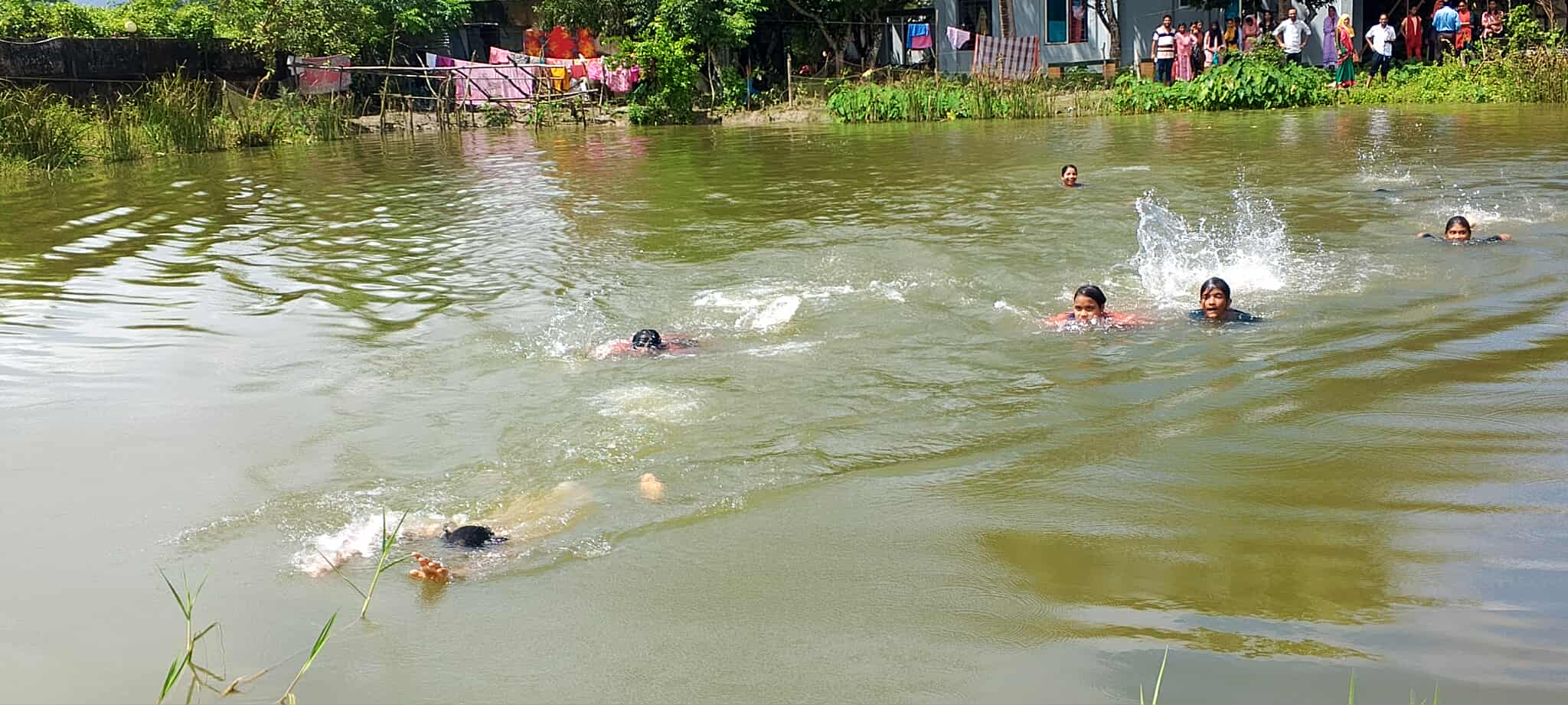 দুমকিতে শুরু হলো গ্রীষ্মকালীন স্কুল-মাদ্রাসা ক্রীড়া প্রতিযোগিতা