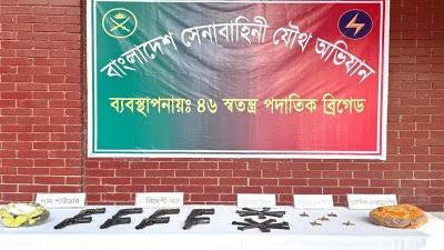 বিমানবন্দর রেলস্টেশনে সেনাবাহিনীর বিশেষ অভিযান, আগ্নেয়াস্ত্র-বিস্ফোরক উদ্ধার