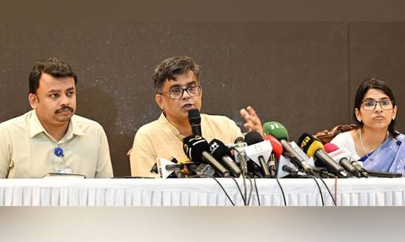 নির্বাচন চ্যালেঞ্জিং হবে, হঠাৎ আক্রমণ চলে আসতে পারে: প্রধান উপদেষ্টা