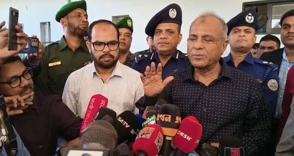 শেখ হাসিনাসহ অভিযুক্তদের রায় ১৭ নভেম্বর অবশ্যই ঘোষণা হবে: স্বরাষ্ট্র উপদেষ্টা