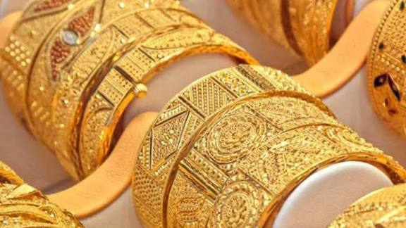 স্বর্ণের বাজারে বড় পতন