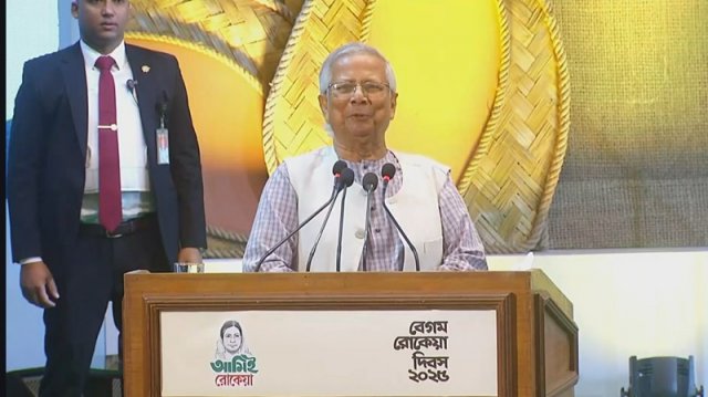 মন্ত্রণালয়ে নামের ভুল সংশোধন করতে বললেন প্রধান উপদেষ্টা