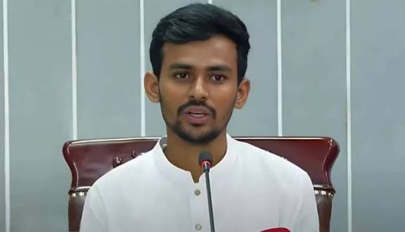 ঢাকা-১০ আসনে স্বতন্ত্র প্রার্থী হিসেবে নির্বাচন করবেন আসিফ মাহমুদ