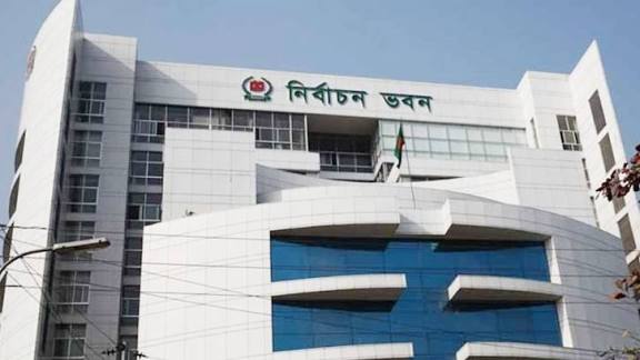 দ্বৈত নাগরিকত্ব ইস্যুতে সংবিধান লঙ্ঘন: সিইসিকে চিঠি