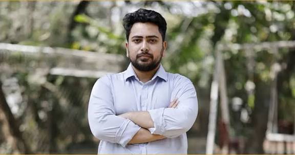ঢাকা-১১ আসনে ফলাফল পরিবর্তনের চেষ্টা চলছে, ষড়যন্ত্র রুখে দিন: নাহিদ ইসলাম