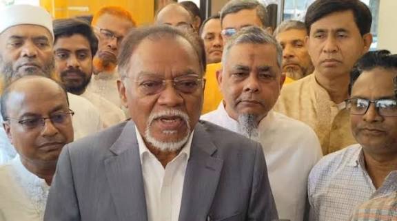প্রধানমন্ত্রী তার প্ল্যান বাস্তবায়নের পথে ঝাঁপিয়ে পড়েছেন: জনপ্রশাসন উপদেষ্টা
