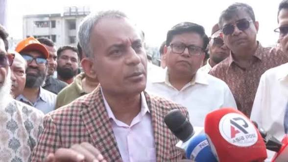 সড়ক পরিবহন মন্ত্রীর চ্যালেঞ্জ: বাড়তি ভাড়া নেওয়া হচ্ছে না