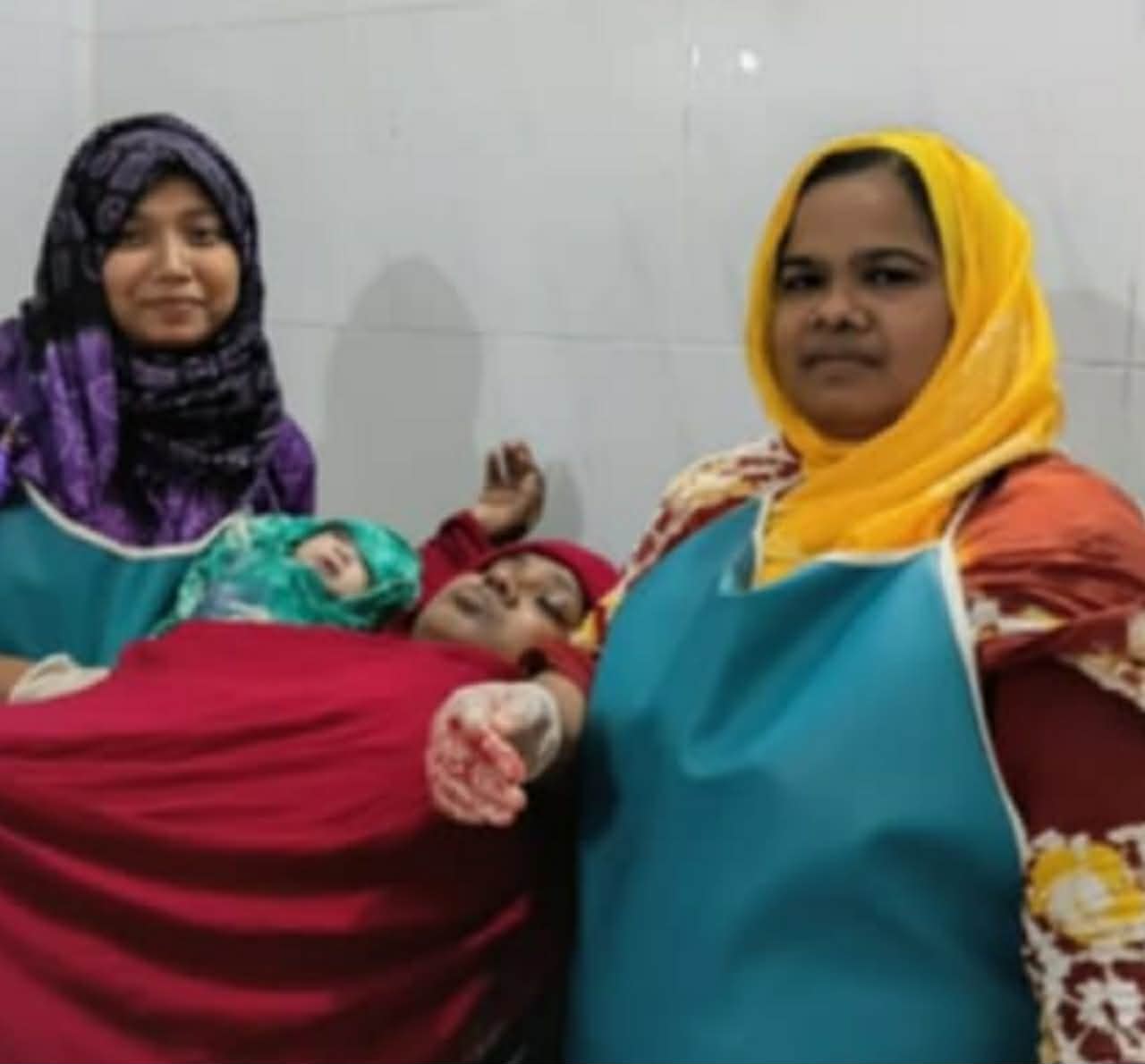কুড়িগ্রামে ঈদের দিনের স্বাস্থ্য ও পরিবার পরিকল্পনা সেবা মিলছে মা ও শিশু কল্যাণ কেন্দ্রে