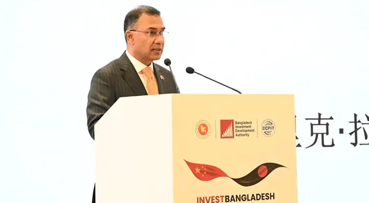 চীনের সঙ্গে গভীর শিল্প অংশীদারত্ব গড়ে তুলতে চায় বাংলাদেশ: প্রধানমন্ত্রী