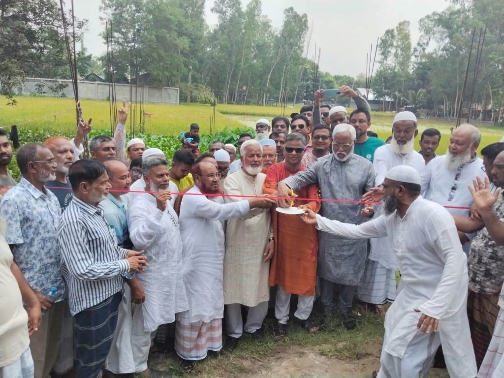 বেলকুচির তামাই মডেল কলেজের উদ্বোধন