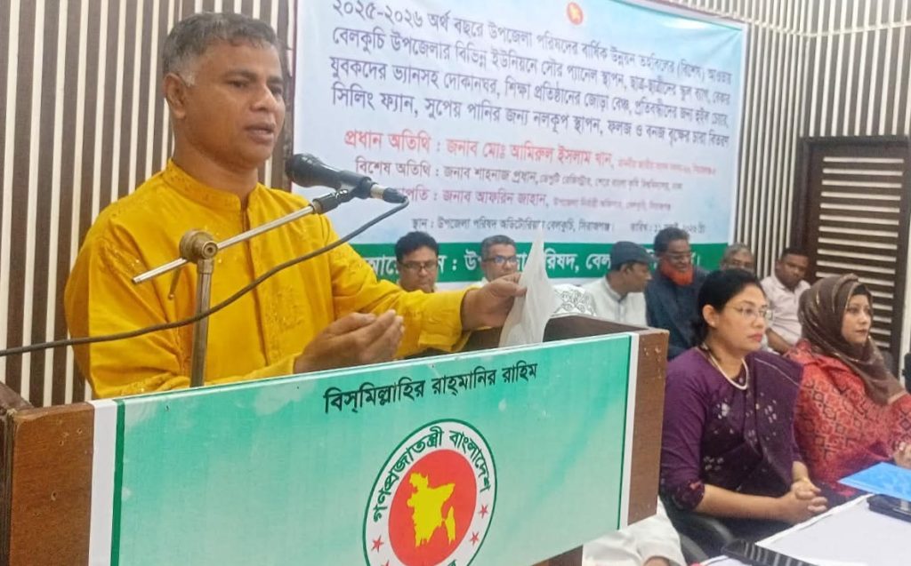 বেলকুচিতে কোটি টাকার বিভিন্ন উপকরণ ও নগদ অনুদান বিতরণ করলেন এমপি আলীম