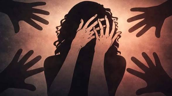 ​রাজারহাটে ৫ম শ্রেণির ছাত্রীকে ধর্ষণচেষ্টা, থানায় অভিযোগ