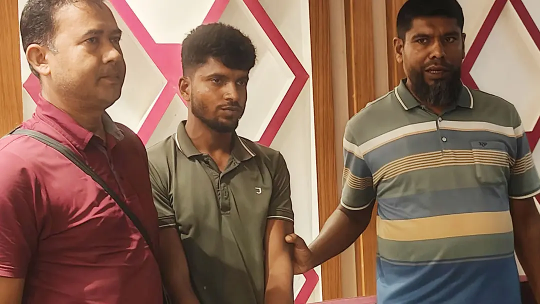 কুয়াকাটায় সেনা কর্মকর্তা পরিচয়ে প্রতারণা, যুবকের কারাদণ্ড
